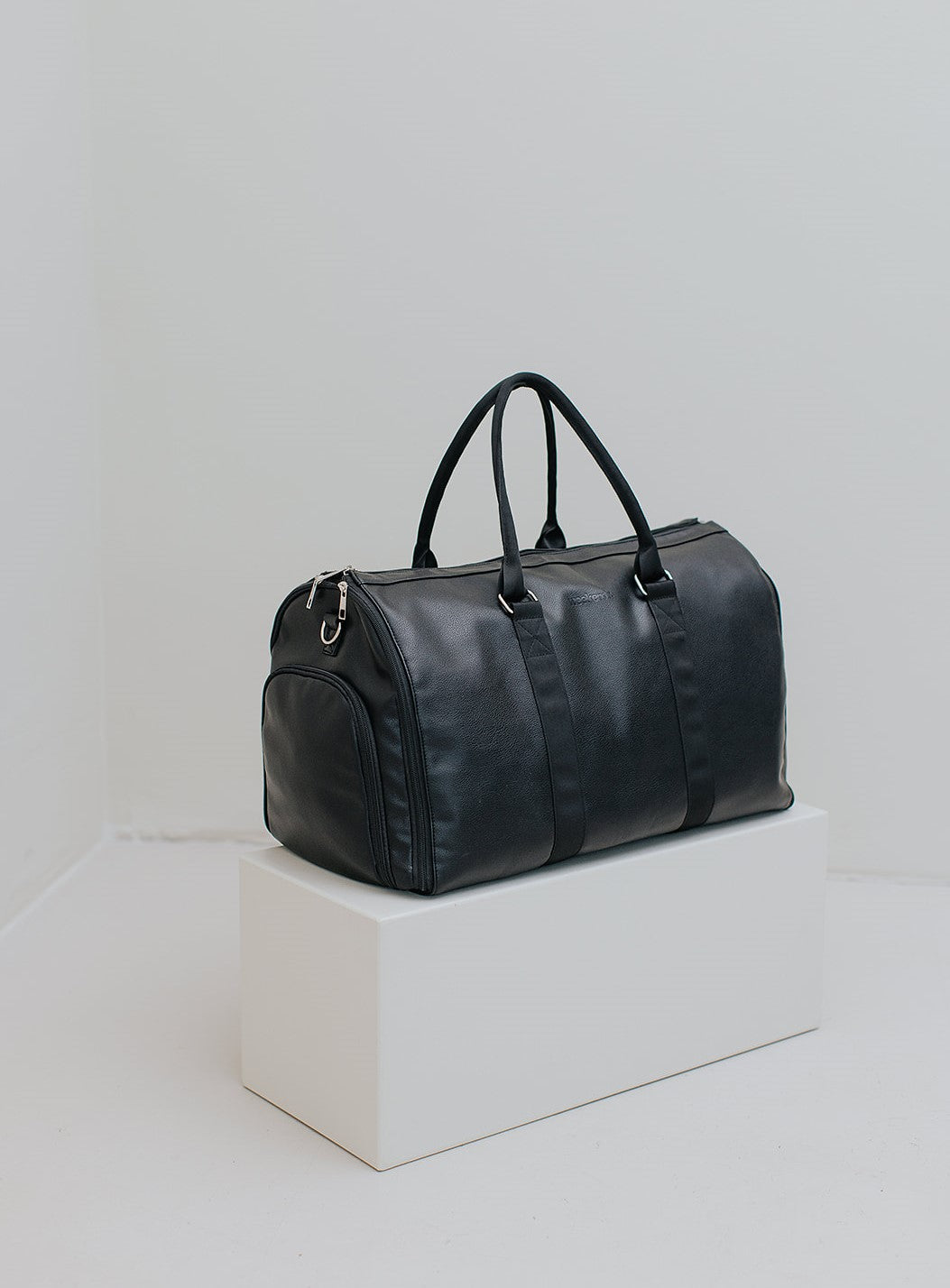 ästhetischer weekender - the midnight noir